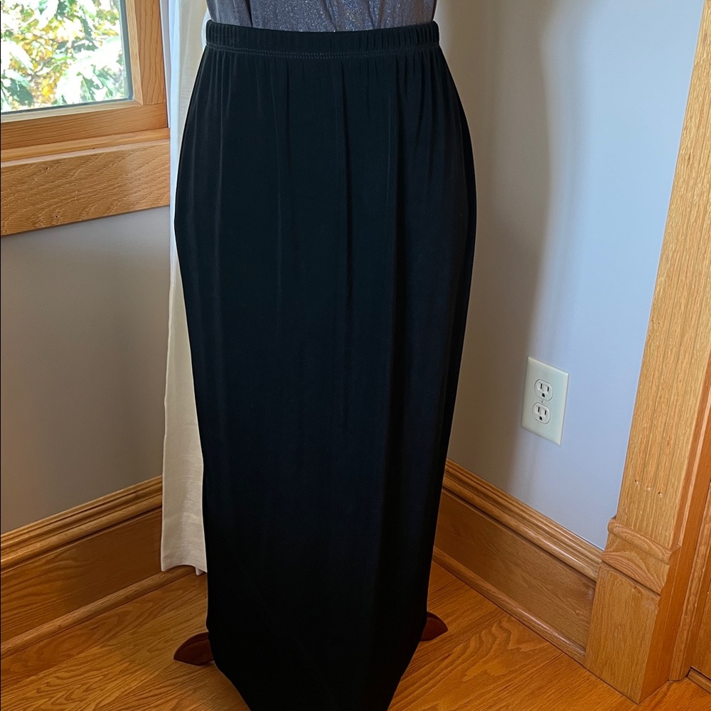 Like NEW Chico's Travelers Full Length, Long Straight Black Skirt w/ Hem Detail - Picture 4 of 9